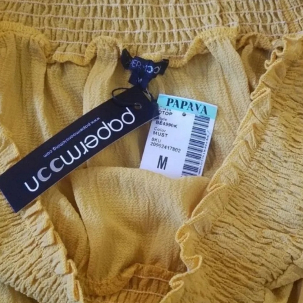 NWT Smocked Lace-Up Off The Shoulder Top - Picture 11 of 12